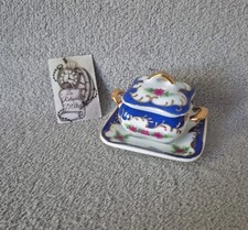 Soupière miniature porcelaine art édition hachette