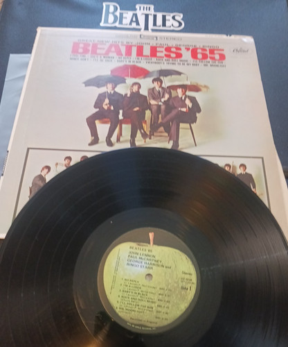 Beatles 2228 1975 - , *