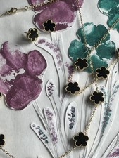 Bracelet + collier clover