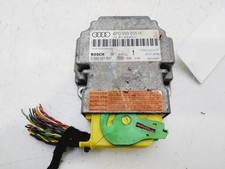 8P0959655H boîtier air bag