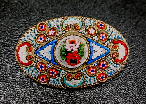 Ancienne grosse broche - grosse, micro