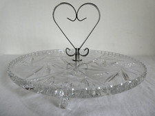 PLATEAU A FROMAGE OU GATEAU EN CRISTAL ET METAL ARGENTE A MOTIF D'ETOILES