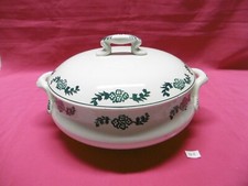 Soupière en faïence de St