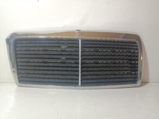 1248880223 grille gauche capot