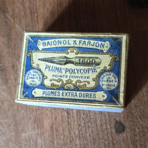 Baignol farjon plume - &,