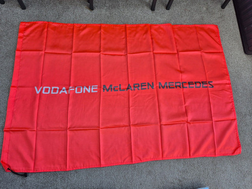 Drapeau officiel vodafone - officiel,