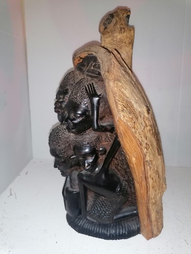 Superbe sculpture - 🖤,
