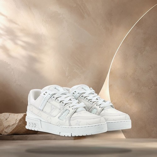 Louis vuitton trainer sneaker - louis,