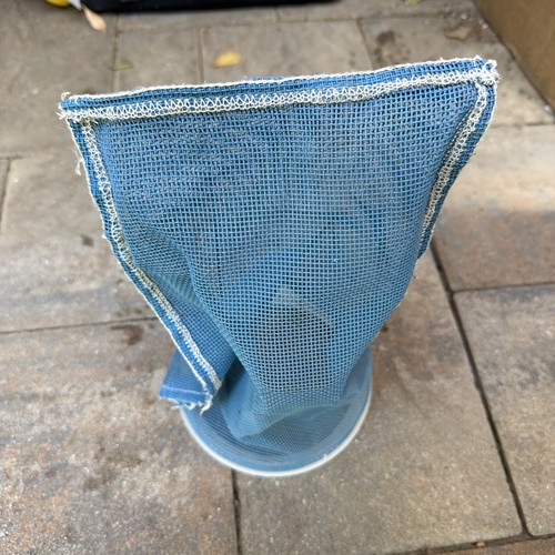 Blue mesh pool skimmer basket - blue,