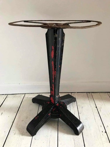 Pied table godin ancien en - pied, de