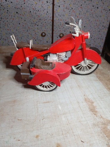Maquette carton moto - carton,