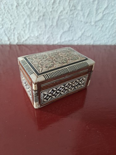 Boite syrienne motif orientale - boite,