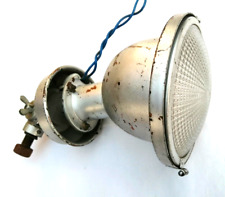 ancien spot projecteur industriel articulé, usine, atelier etc