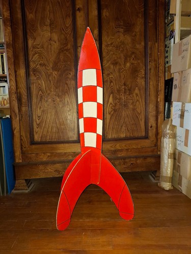 Grande plv fusée tintin - plv,, 122