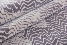Irregular Chevron Moderne