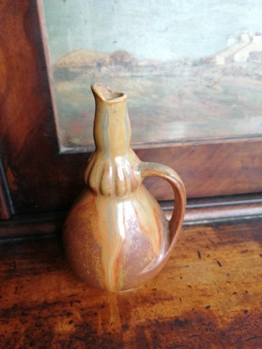 Petit pot vase - ou, forme