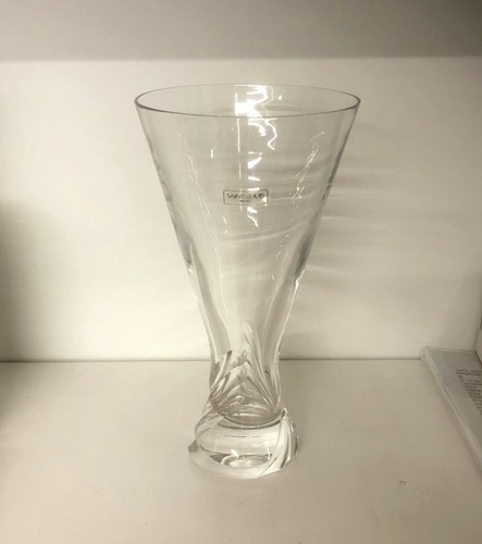 Vase cristal signé saint - en,