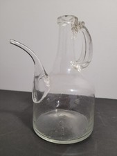 Burette à huile ancienne