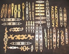 Entrées clés / serrures meubles Louis XVI, Louis Philippe... Bronze, autres (44)