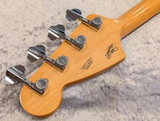 Fender Maika Mustang Bass