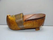 - ANCIENNE TIRELIRE SABOT BOIS VERNIS COLLECTION DECO CHAMBRE ENFANT   D