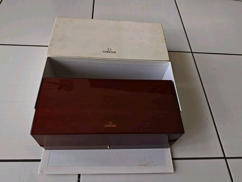 Very rare box omega - very,