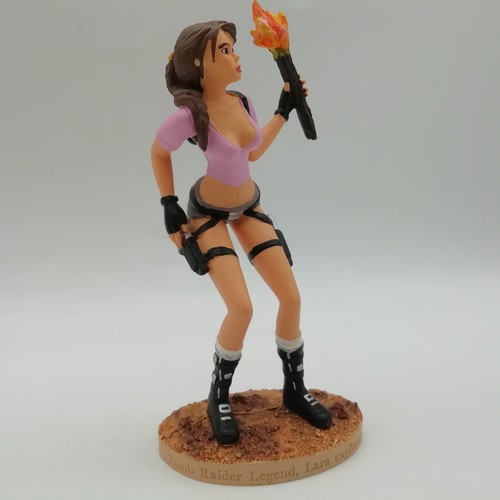 Atlas lara croft - lara,