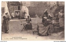 AYCP3-0226-15 - Scenes villageoises