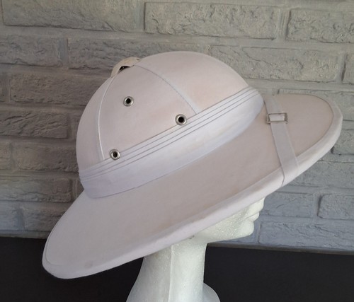 Ancien casque colonial - ancien, colonial.