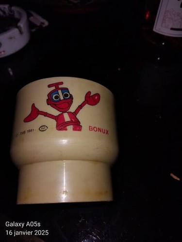 Très rare verre nono - très,
