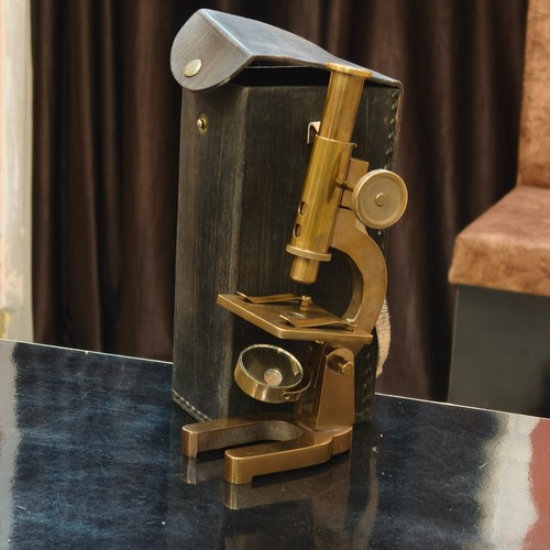 Ancien instrument scientifique