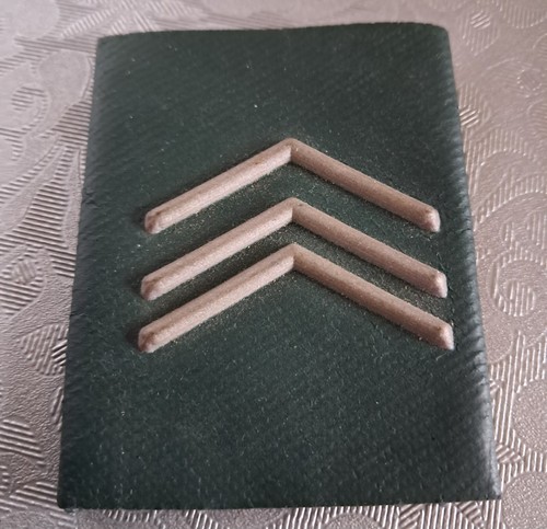 Galon militaire étranger - galon,