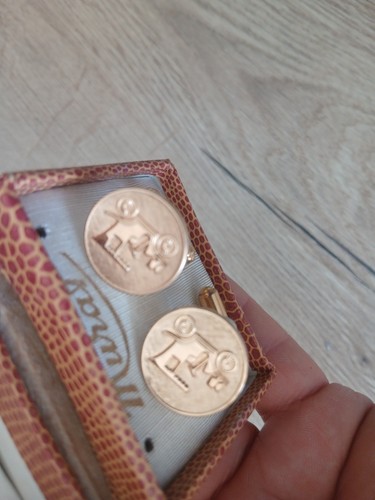 Boutons manchettes anciens - de,