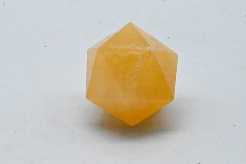 Icosaèdre calcite orange - icosaèdre,