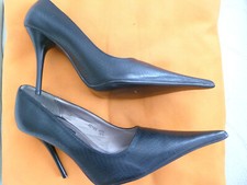 Sergio Todzi   modele = XG19S