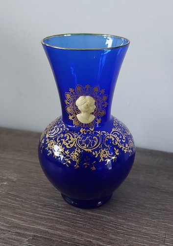 Petit vase verre bleu - vase,
