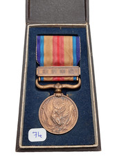 11.26/09/25 (74) Médaille