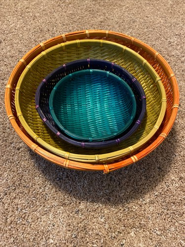 Crate barrel 4 piece - barrel,