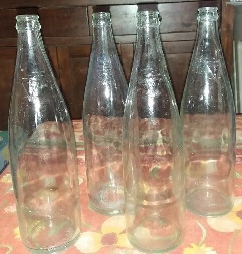Ancienne vide bouteille - 4,