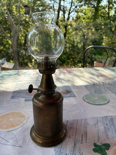 Ancienne lampe essence - lampe,