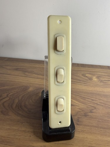 Arnould triple interrupteur - , 2