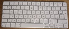 Apple magic keyboard azerty français A2450 quasi neuf