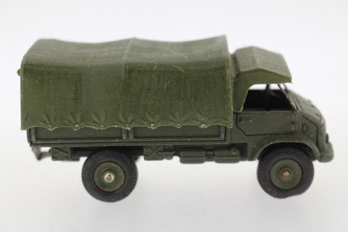 Dinky toys 821 mercedes - dinky,