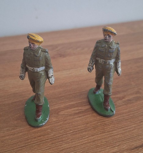 Figurine quiralu lot - de, 2