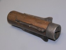 -ANCIEN OUTIL MANCHE BOIS AVEC 4 LAMES POINTES PLATES INSEREES DANS LE MANCHE  D