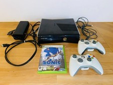 Console xbox 360 slim 250 go complète avec jeu Sonic the hedgehog - Noire
