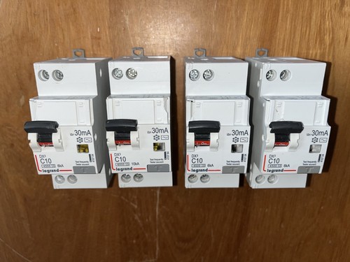 Disjoncteur differentiel 10a - disjoncteur,