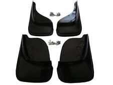 Neuf Bavettes pour Dacia