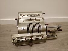 Machine à calculer vintage BRUNSVIGA , fonctionnelle , made in Western Germany