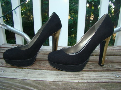 Guess black velvet - by,